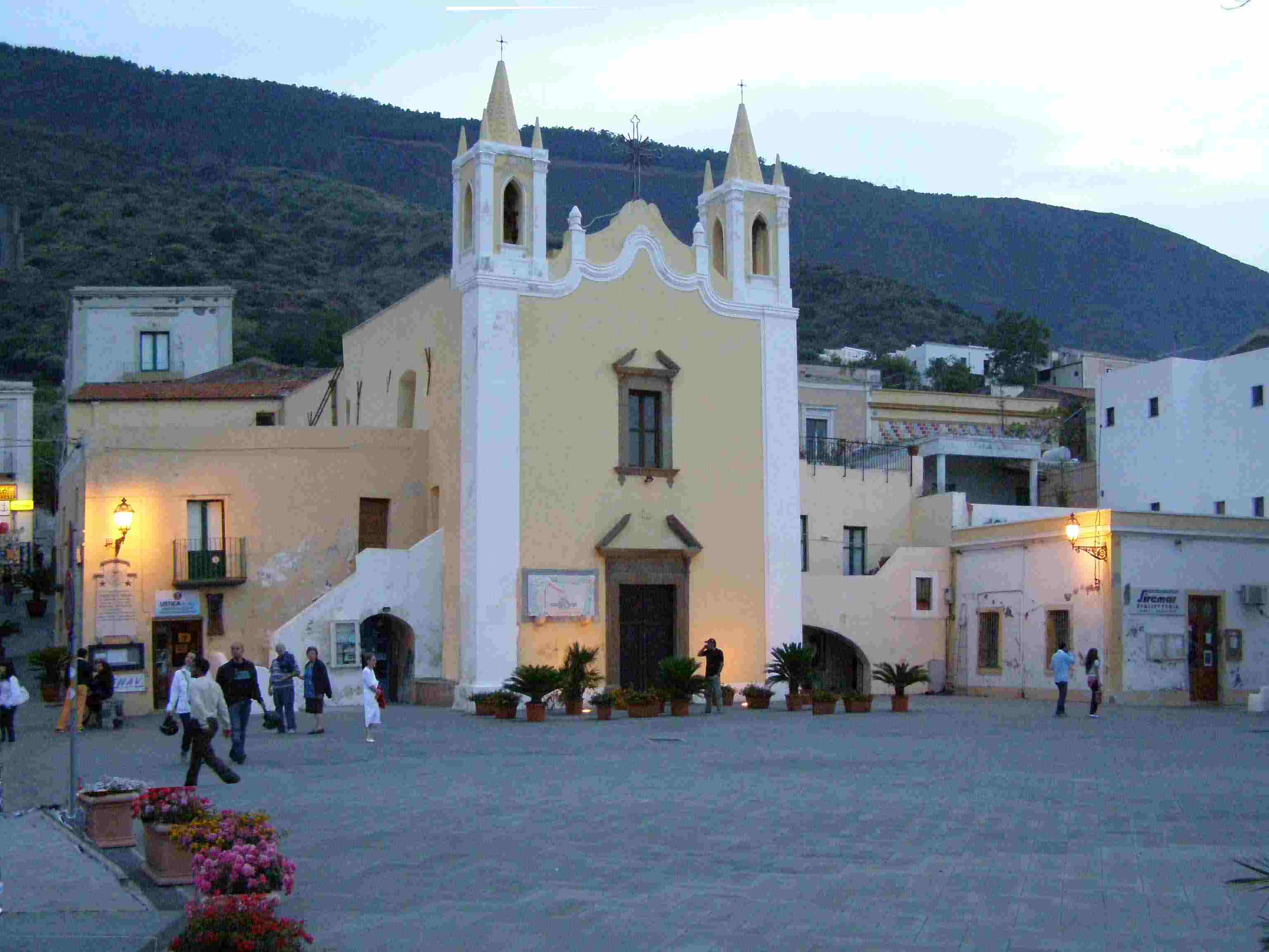 Aeolian Island|B&B La Goletta